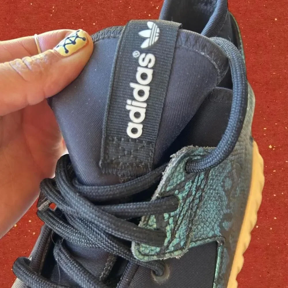 Adidas Men's Black and Blue Trainers